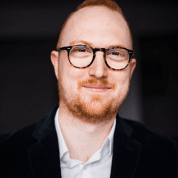 Headshot Étienne Mérineau 400X400@2X